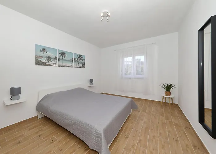 Lägenhet Temida Rovanjska